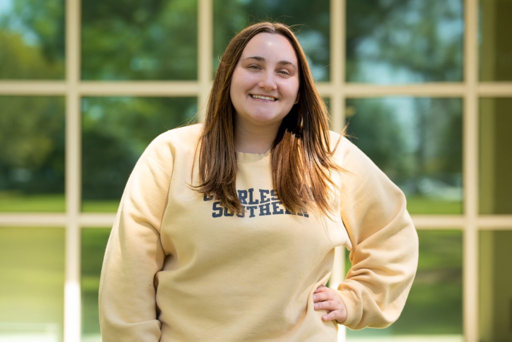 Allison Brown Headshot