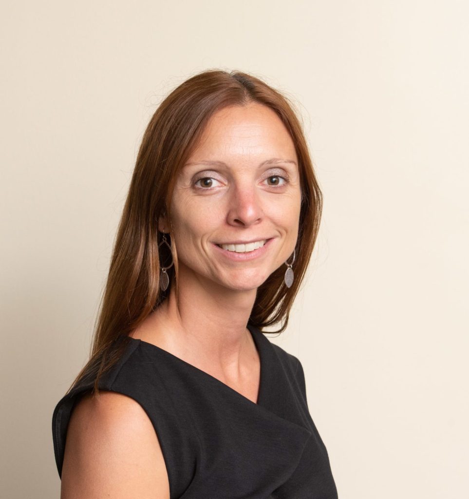 Jennifer Zakrzewski Headshot